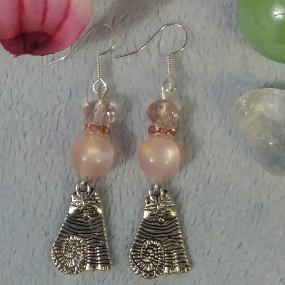 Stripped Cat Silver Rose Quartz Pink Earrings - Picture 2 of 3